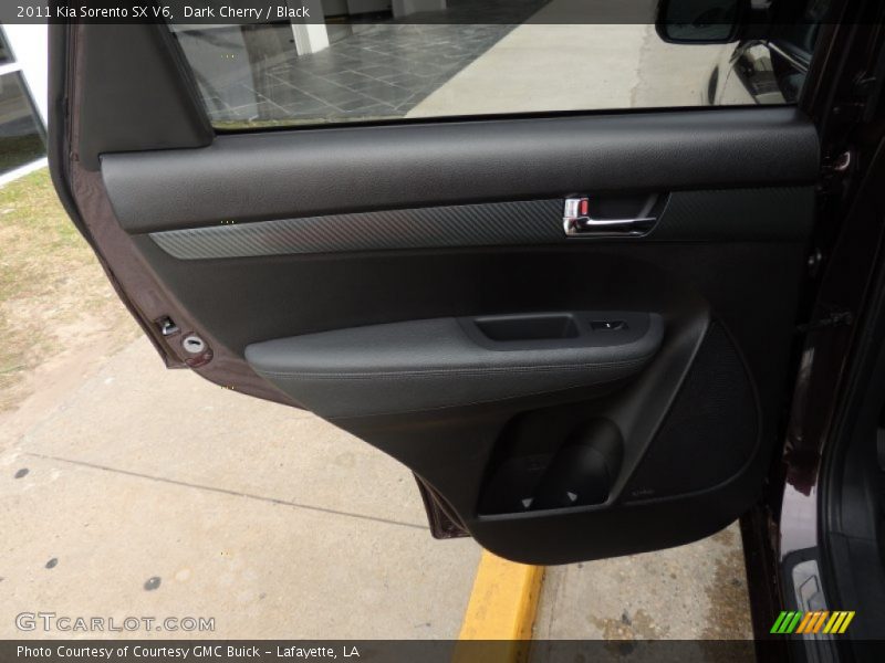 Dark Cherry / Black 2011 Kia Sorento SX V6