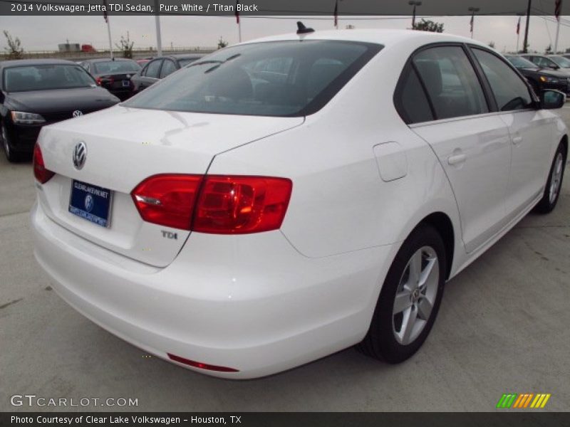 Pure White / Titan Black 2014 Volkswagen Jetta TDI Sedan