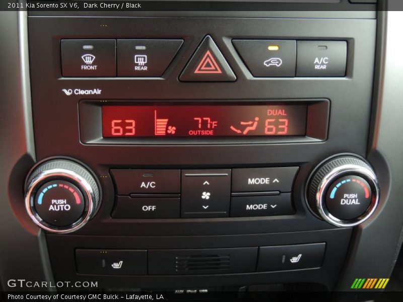 Dark Cherry / Black 2011 Kia Sorento SX V6