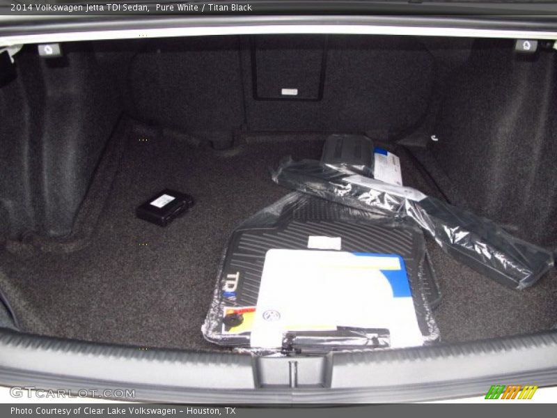 Pure White / Titan Black 2014 Volkswagen Jetta TDI Sedan