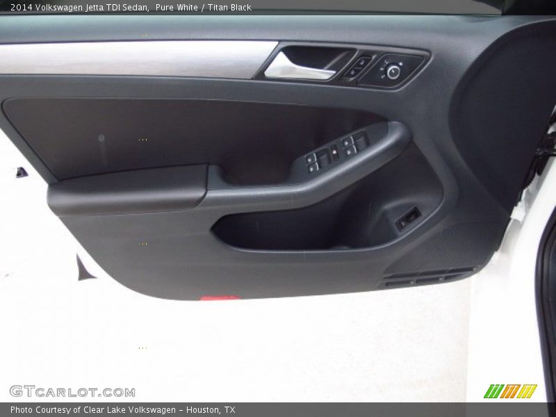 Pure White / Titan Black 2014 Volkswagen Jetta TDI Sedan