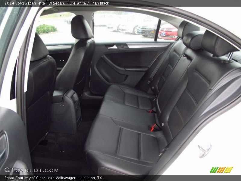 Pure White / Titan Black 2014 Volkswagen Jetta TDI Sedan