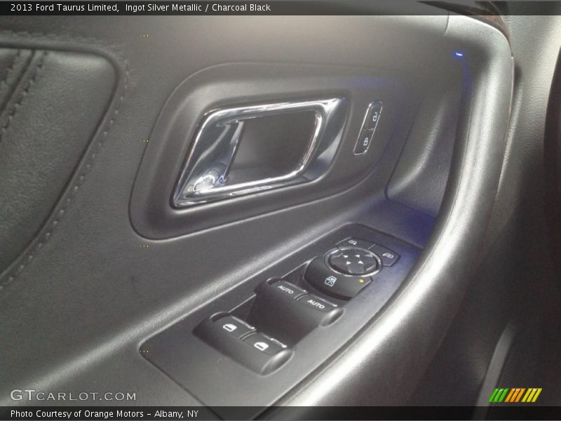 Ingot Silver Metallic / Charcoal Black 2013 Ford Taurus Limited
