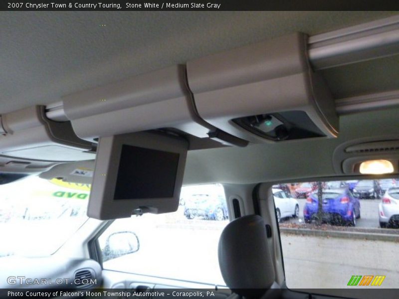 Stone White / Medium Slate Gray 2007 Chrysler Town & Country Touring
