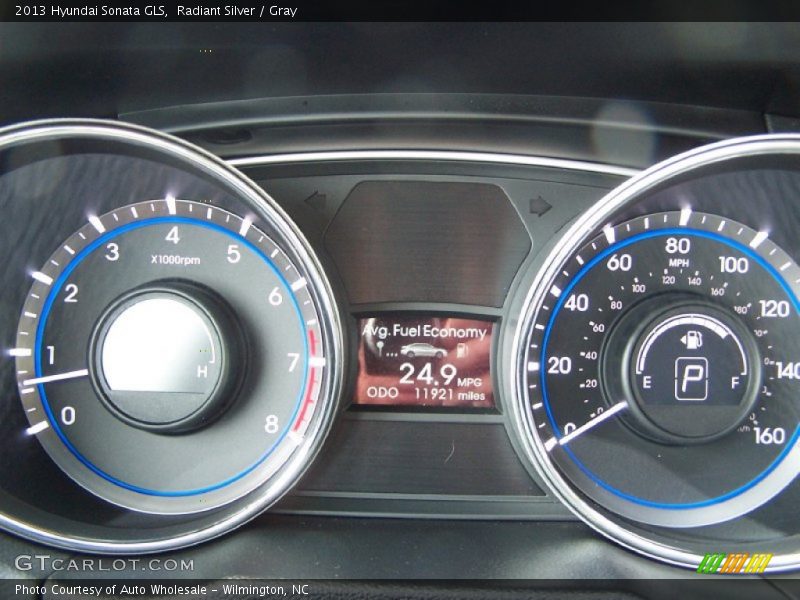 Radiant Silver / Gray 2013 Hyundai Sonata GLS
