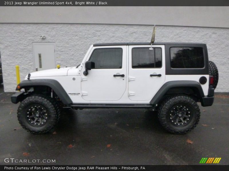 Bright White / Black 2013 Jeep Wrangler Unlimited Sport 4x4