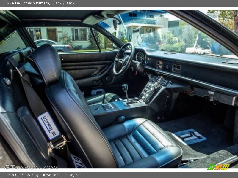  1974 Pantera  Black Interior