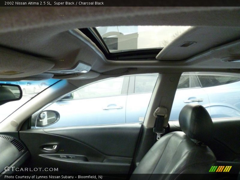 Super Black / Charcoal Black 2002 Nissan Altima 2.5 SL