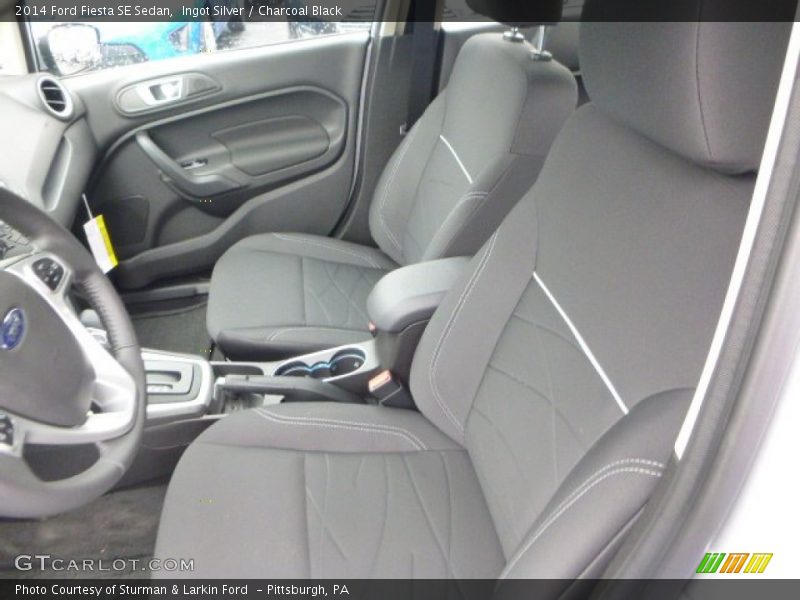 Ingot Silver / Charcoal Black 2014 Ford Fiesta SE Sedan