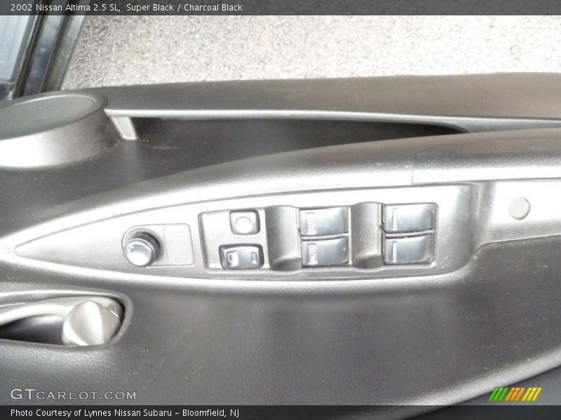 Super Black / Charcoal Black 2002 Nissan Altima 2.5 SL