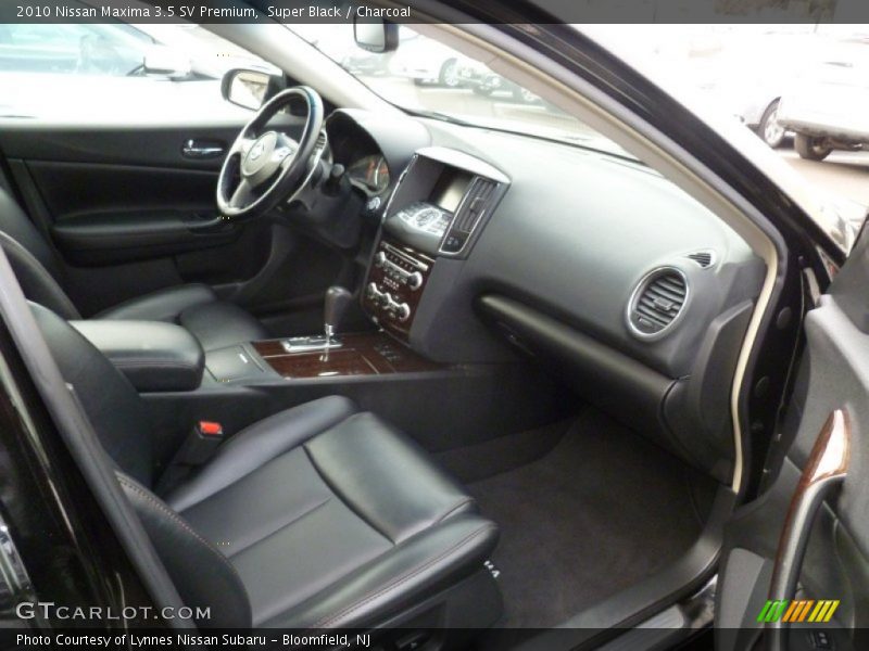Super Black / Charcoal 2010 Nissan Maxima 3.5 SV Premium