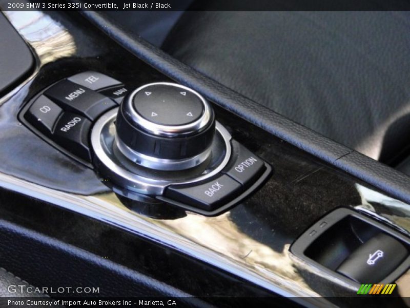 Controls of 2009 3 Series 335i Convertible