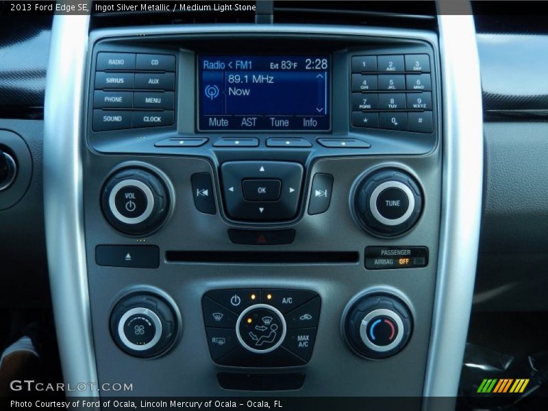 Ingot Silver Metallic / Medium Light Stone 2013 Ford Edge SE