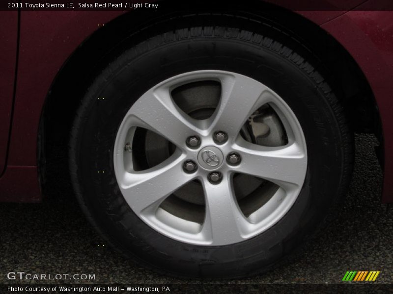 Salsa Red Pearl / Light Gray 2011 Toyota Sienna LE