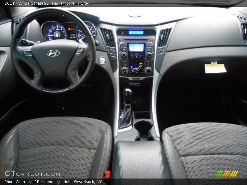 Radiant Silver / Gray 2011 Hyundai Sonata SE