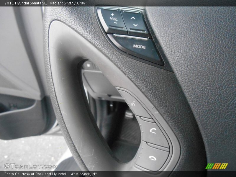Radiant Silver / Gray 2011 Hyundai Sonata SE