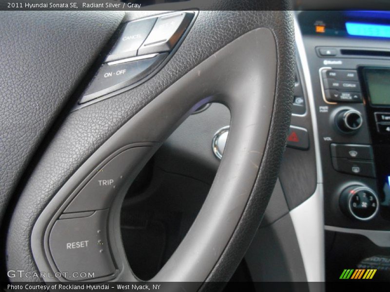 Radiant Silver / Gray 2011 Hyundai Sonata SE