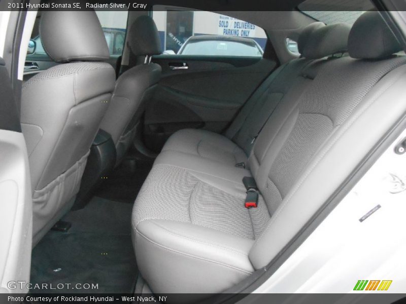 Radiant Silver / Gray 2011 Hyundai Sonata SE
