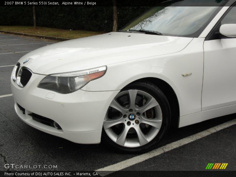 Alpine White / Beige 2007 BMW 5 Series 550i Sedan