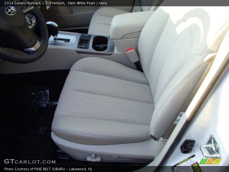 Satin White Pearl / Ivory 2014 Subaru Outback 2.5i Premium