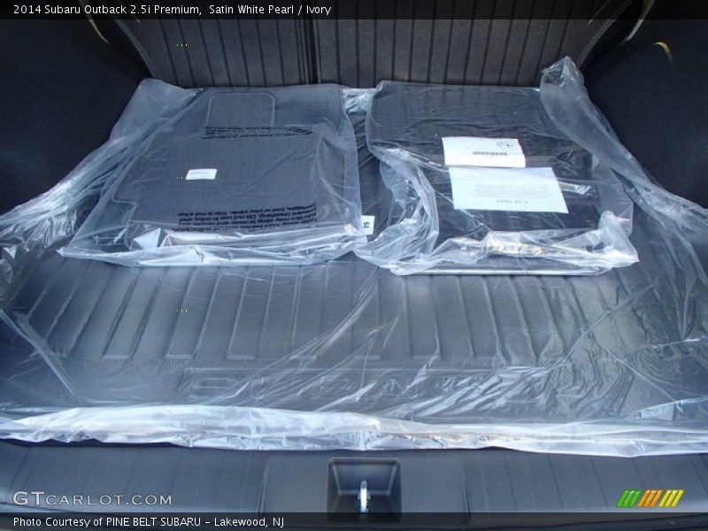 Satin White Pearl / Ivory 2014 Subaru Outback 2.5i Premium