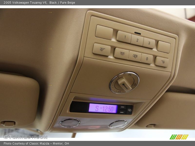 Black / Pure Beige 2005 Volkswagen Touareg V6