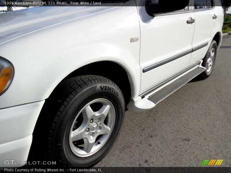 Polar White / Sand 1999 Mercedes-Benz ML 320 4Matic