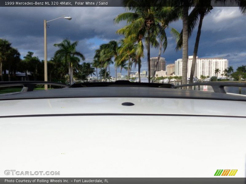 Polar White / Sand 1999 Mercedes-Benz ML 320 4Matic