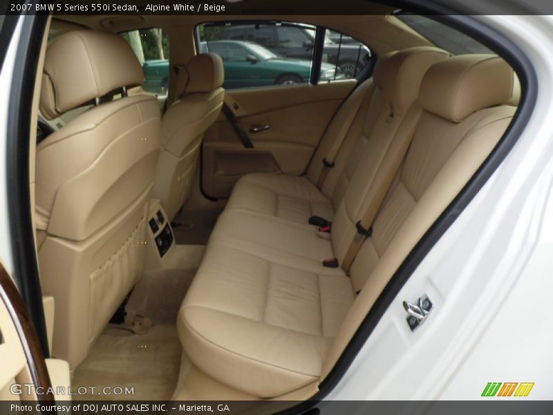 Alpine White / Beige 2007 BMW 5 Series 550i Sedan