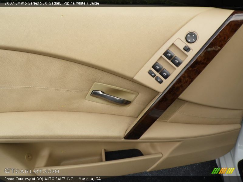 Alpine White / Beige 2007 BMW 5 Series 550i Sedan