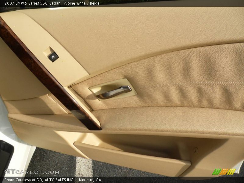 Alpine White / Beige 2007 BMW 5 Series 550i Sedan