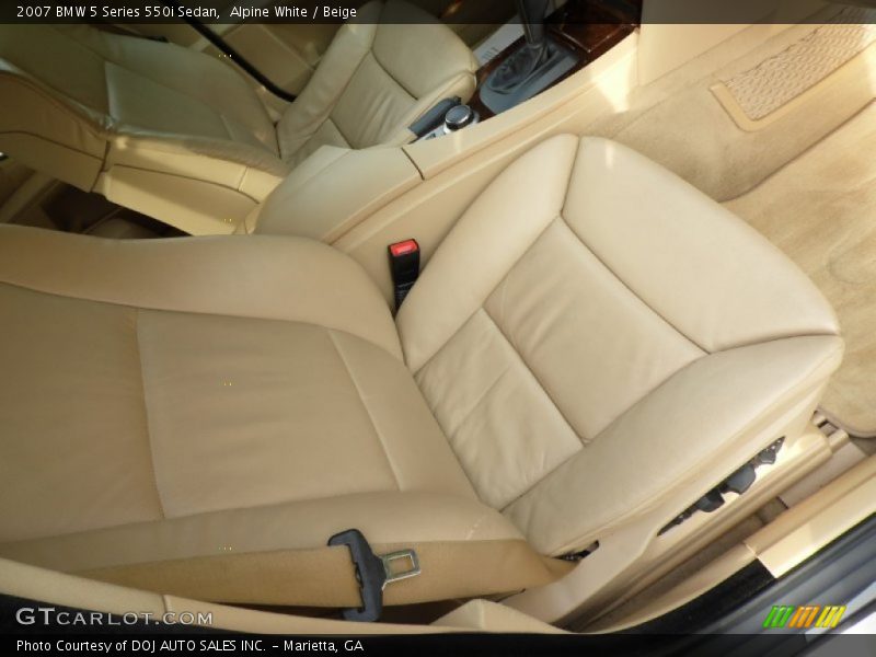 Alpine White / Beige 2007 BMW 5 Series 550i Sedan