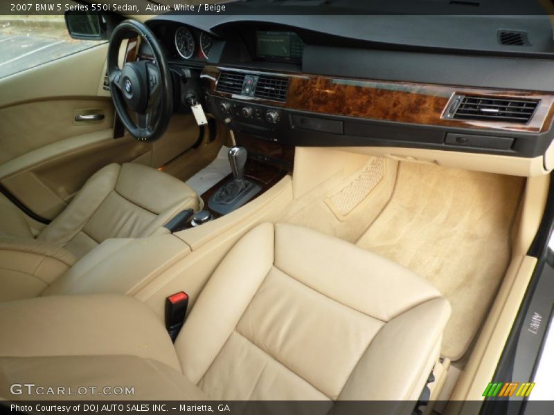 Alpine White / Beige 2007 BMW 5 Series 550i Sedan