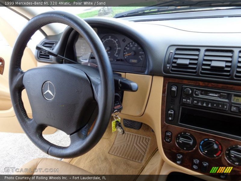 Polar White / Sand 1999 Mercedes-Benz ML 320 4Matic