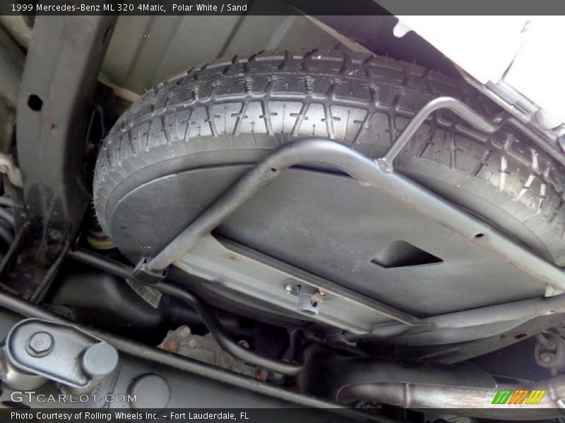 Polar White / Sand 1999 Mercedes-Benz ML 320 4Matic