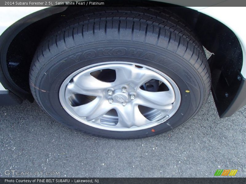 Satin White Pearl / Platinum 2014 Subaru Forester 2.5i