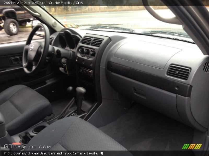 Granite Metallic / Gray 2004 Nissan Xterra XE 4x4