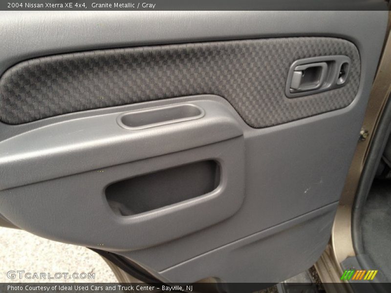 Granite Metallic / Gray 2004 Nissan Xterra XE 4x4