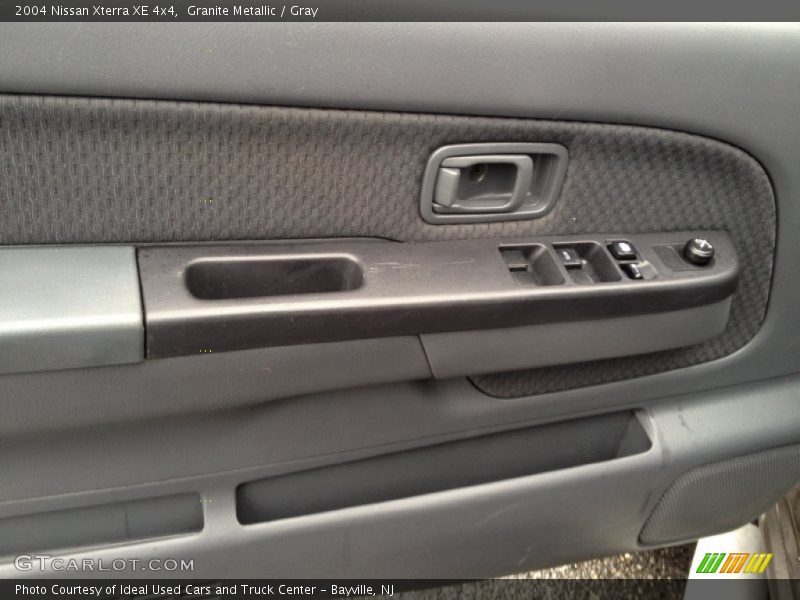 Granite Metallic / Gray 2004 Nissan Xterra XE 4x4