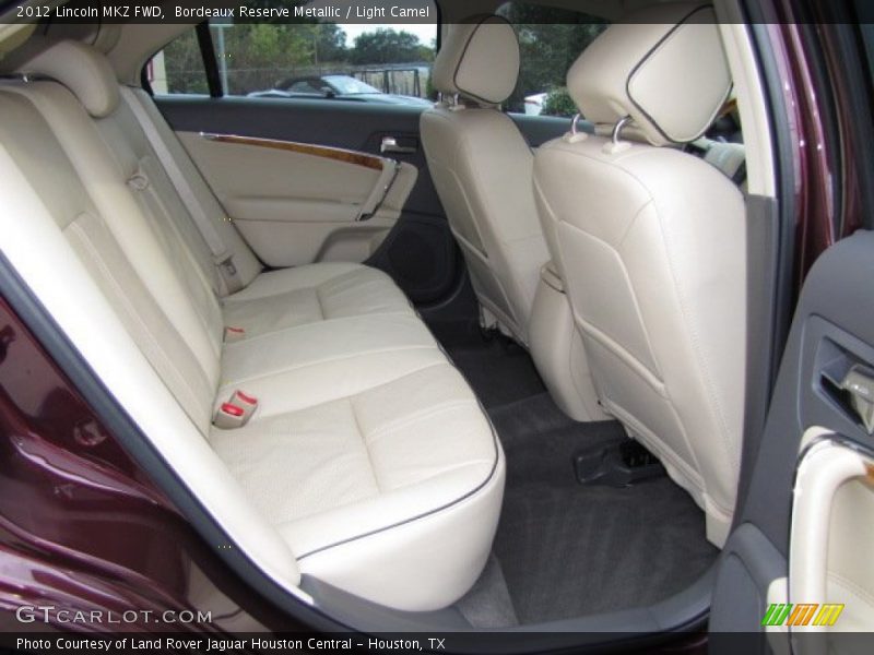 Bordeaux Reserve Metallic / Light Camel 2012 Lincoln MKZ FWD
