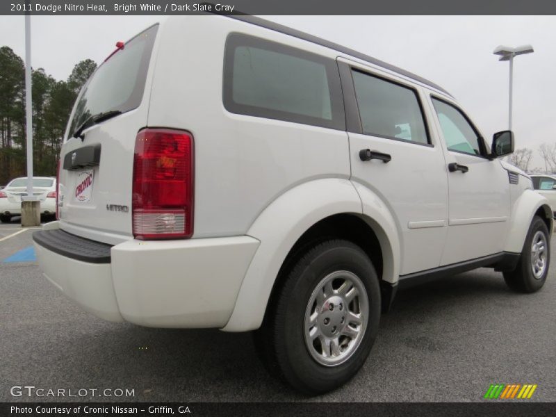Bright White / Dark Slate Gray 2011 Dodge Nitro Heat