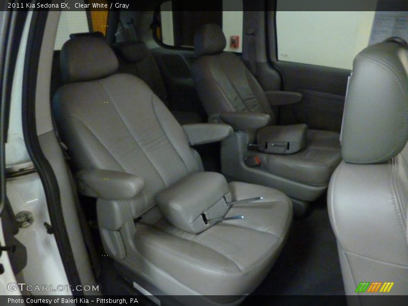 Clear White / Gray 2011 Kia Sedona EX