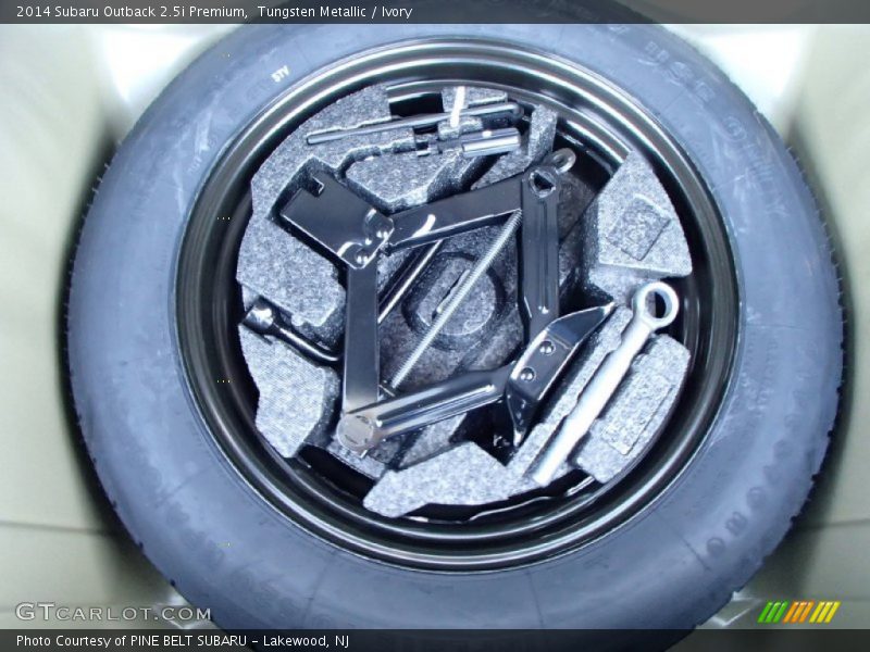 Tungsten Metallic / Ivory 2014 Subaru Outback 2.5i Premium