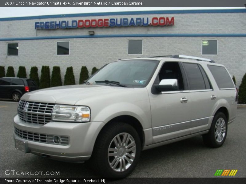 Silver Birch Metallic / Charcoal/Caramel 2007 Lincoln Navigator Ultimate 4x4