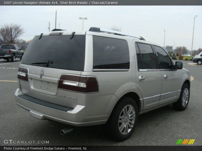 Silver Birch Metallic / Charcoal/Caramel 2007 Lincoln Navigator Ultimate 4x4