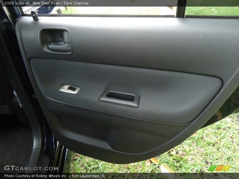 Blue Onyx Pearl / Dark Charcoal 2006 Scion xB