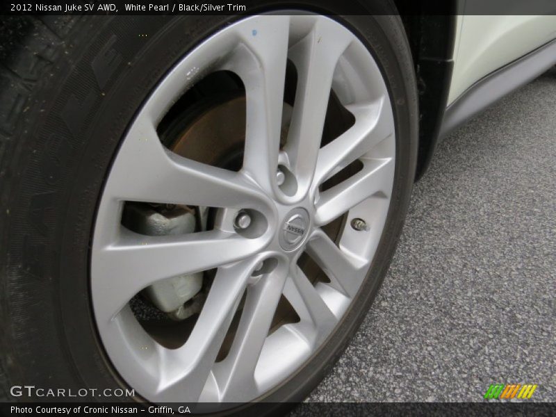 White Pearl / Black/Silver Trim 2012 Nissan Juke SV AWD