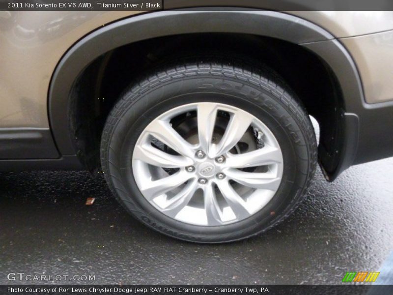 Titanium Silver / Black 2011 Kia Sorento EX V6 AWD