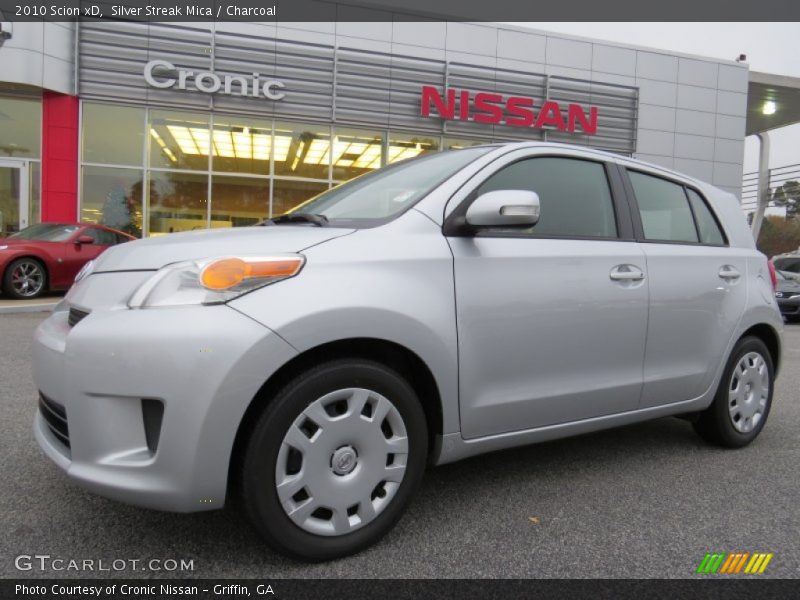 Silver Streak Mica / Charcoal 2010 Scion xD