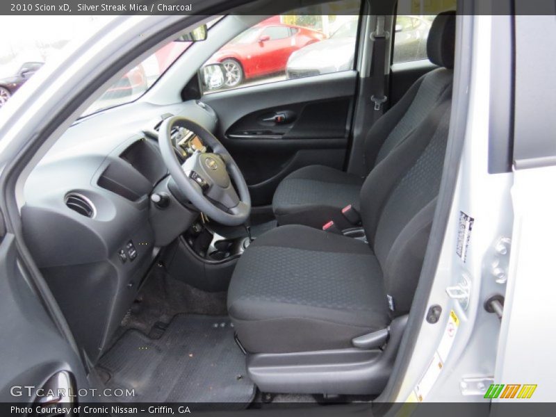 Silver Streak Mica / Charcoal 2010 Scion xD